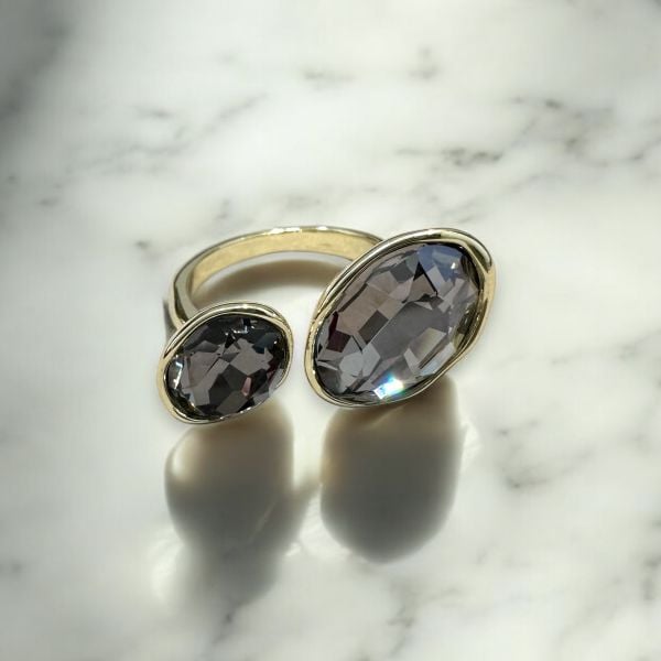 Gri & Füme Taşlı Swarovski Yüzük