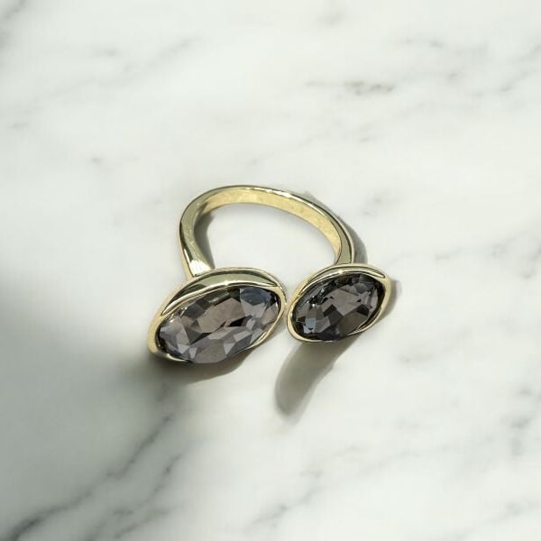 Gri & Füme Taşlı Swarovski Yüzük
