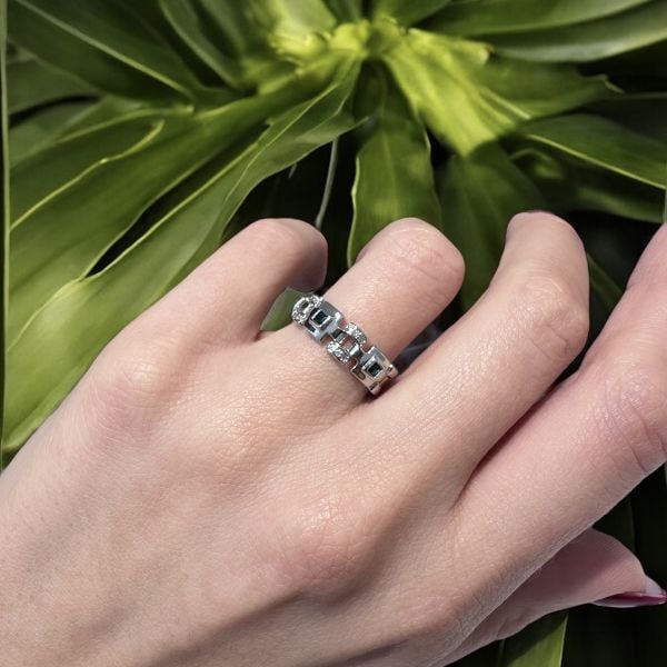 Yeşil Taşlı Yüzük