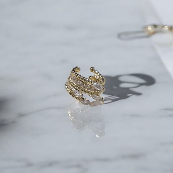 Taşlı Earcuff