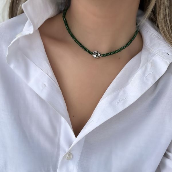 Ham Elmas Kök Zümrüt Kolye