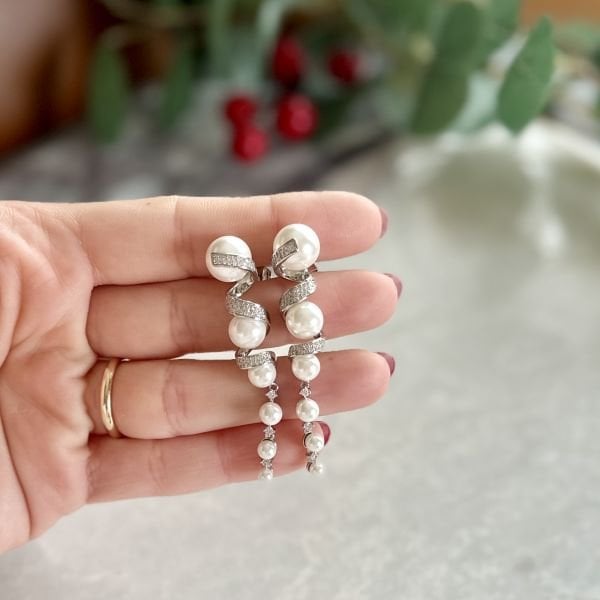İnci Sallantılı Küpe