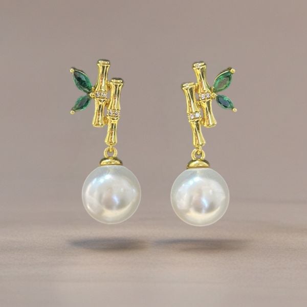 Bambu Detaylı İnci Küpe