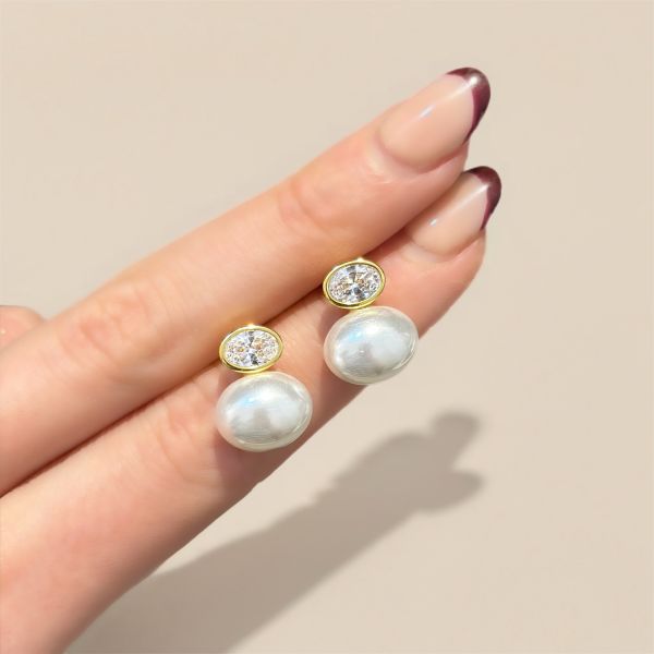 Elips İnci Tektaş Küpe